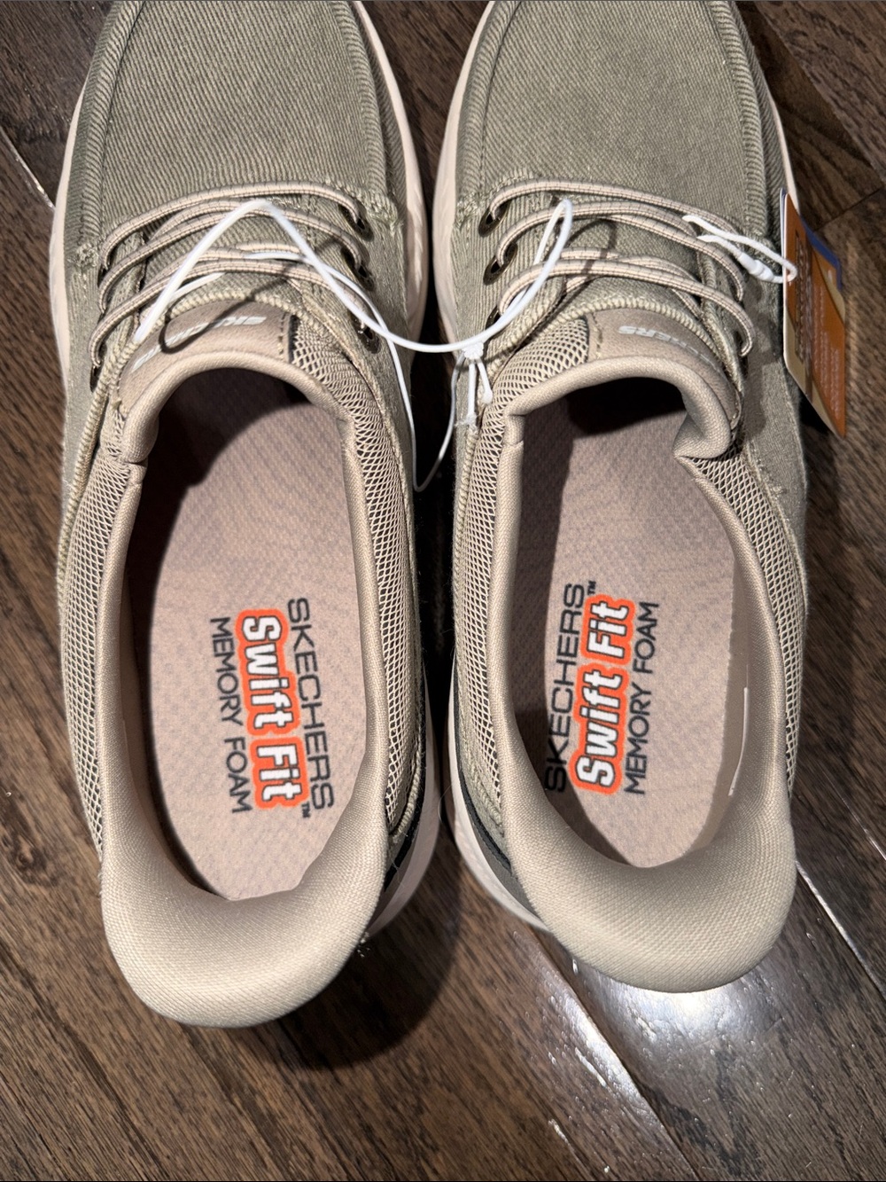 Skechers Hands Free Slip-ins Memory Foam Canvas Boat Shoes Taupe NWT size 10 - Picture 4 of 5